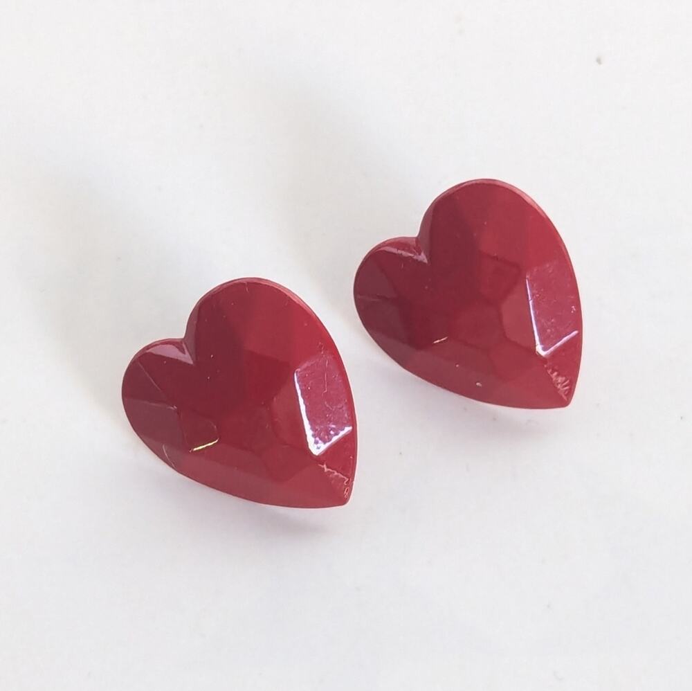 Vintage Estate Faceted Red Enamel Love Heart Romantic Feminine Post Earrings